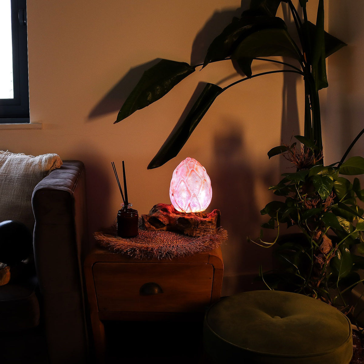 DriftGlow Crackle Lotus Flower Lamp – Purple